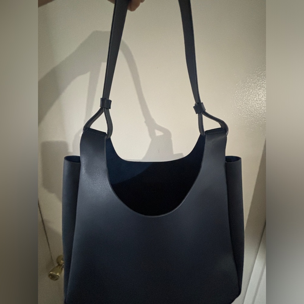 Neiman Marcus shoulder bag. Faux leather.